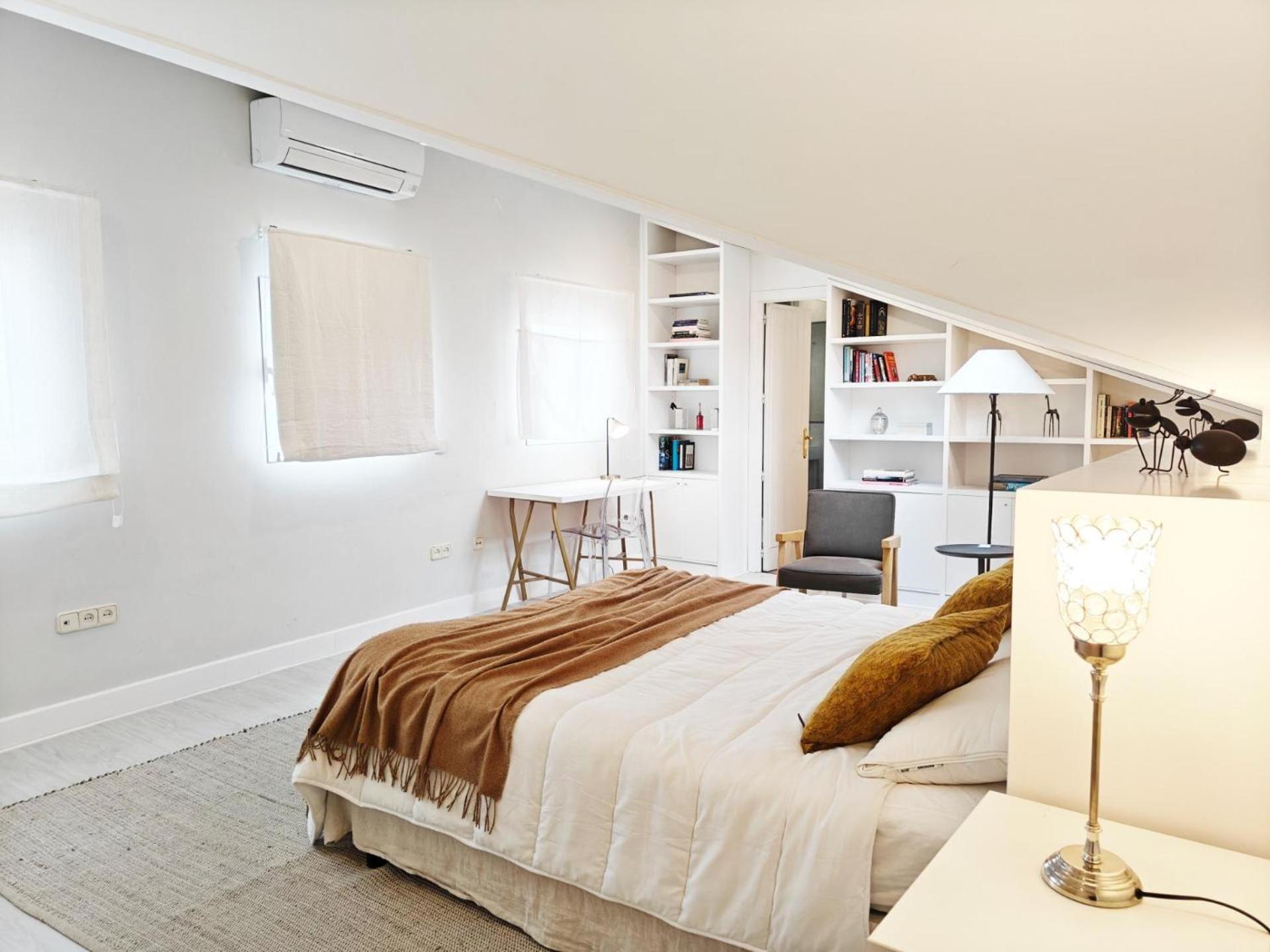 Lope De Vega Apartment Madrid Exterior photo