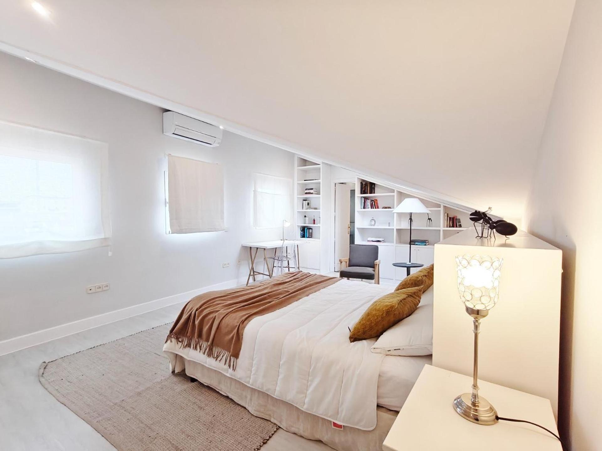 Lope De Vega Apartment Madrid Exterior photo
